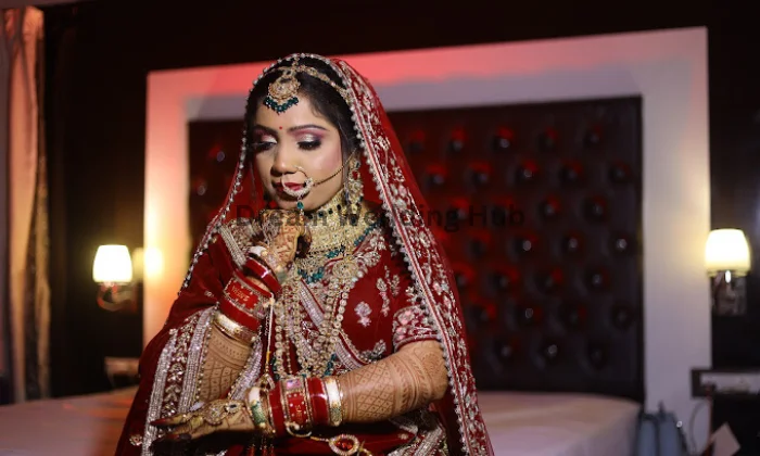 Kavita Beauty parlour